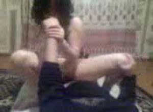 Азер в жопу трахает подругу