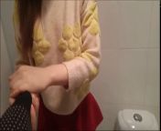 Реальный секс с китаянкой в туалете